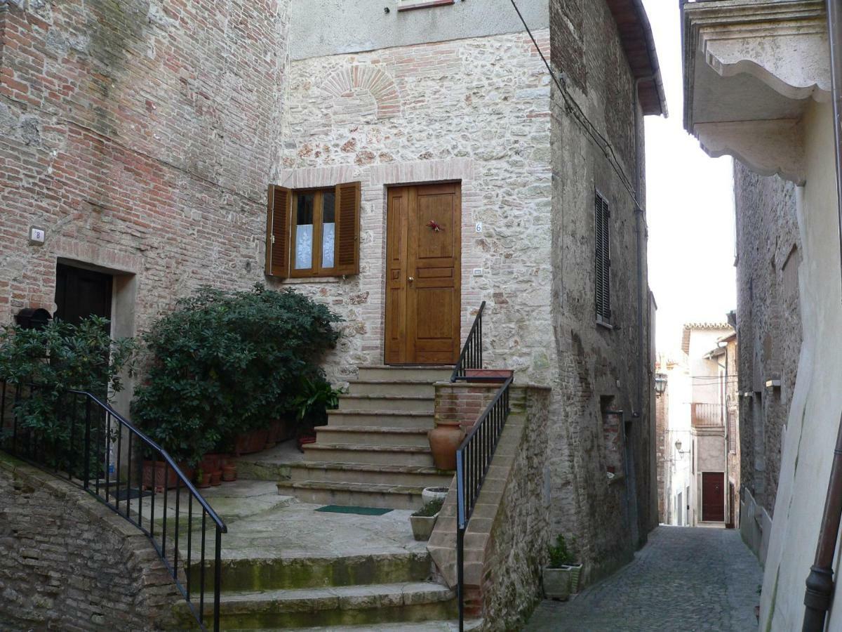 Bilocale Verde Umbria Montecastrilli Eksteriør bilde